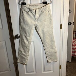 Vera Wang cream denim capris